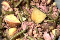 Slow Cooker Smoked Turkey with Potatoes and Green Beans Recipe