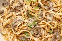 Creamy Mushroom Pasta with Garlic and Parmesan