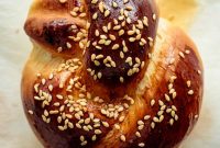 Soft Challah Rolls Recipe for Fluffy Challah Buns