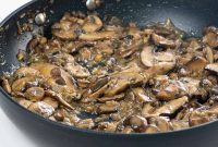 Marsala Mushrooms with Garlic and Herbs