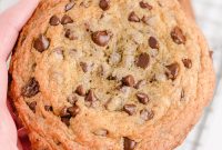 Giant Chocolate Chip Cookies Recipe