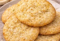 Soft Banana Cream Cookies with Vanilla Filling