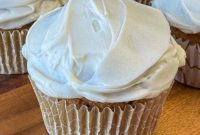 Pumpkin Spice Cupcake Recipe with Cream Cheese Frosting