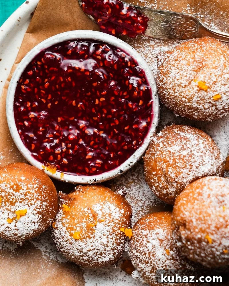 14 Crowd-Pleasing Game Day Appetizers 16 Ricotta fritters dusted with sugar and orange zest, served with berry jam.