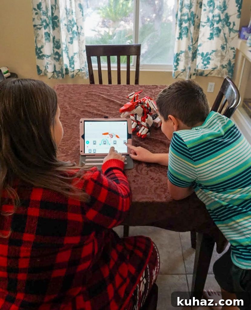 Build and Animate a Dragon with the JIMU Robot 6 img 22734 5