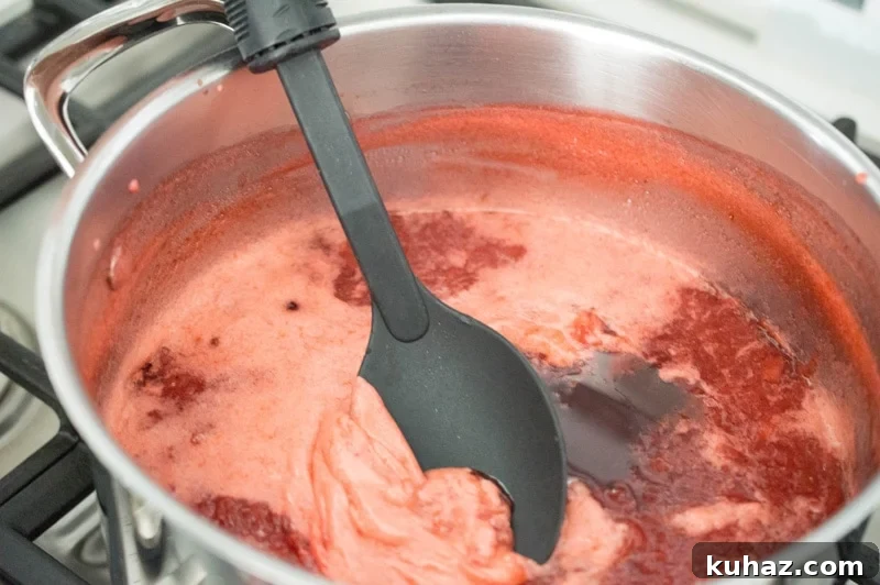 Low-Sugar Strawberry Jam