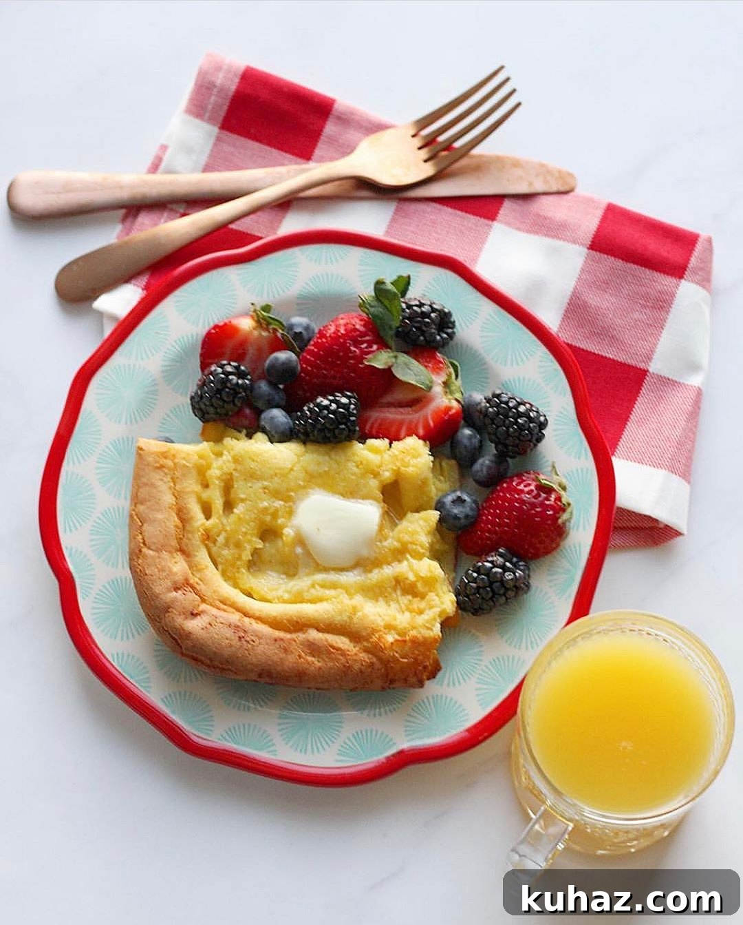 Authentic German Pancakes (Dutch Baby) Recipe 2 German pancake in a baking dish