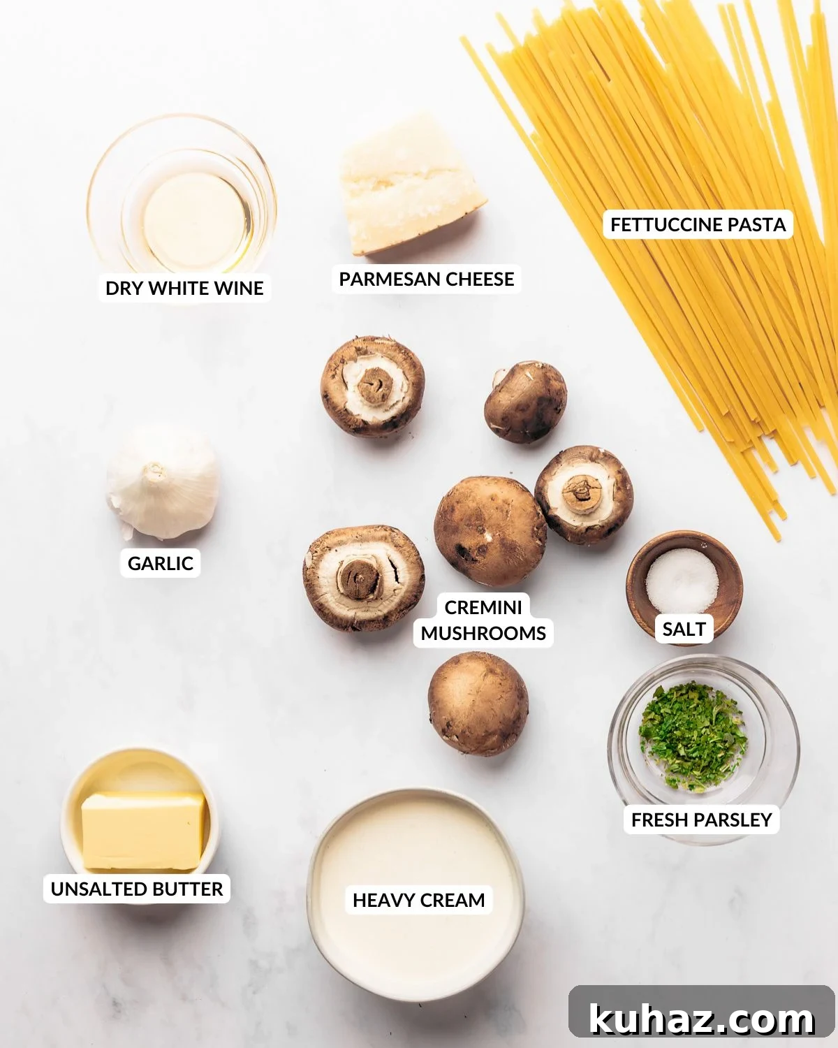 Creamy Mushroom Pasta with Garlic and Parmesan 3 An overhead image of the ingredients of mushroom pasta.