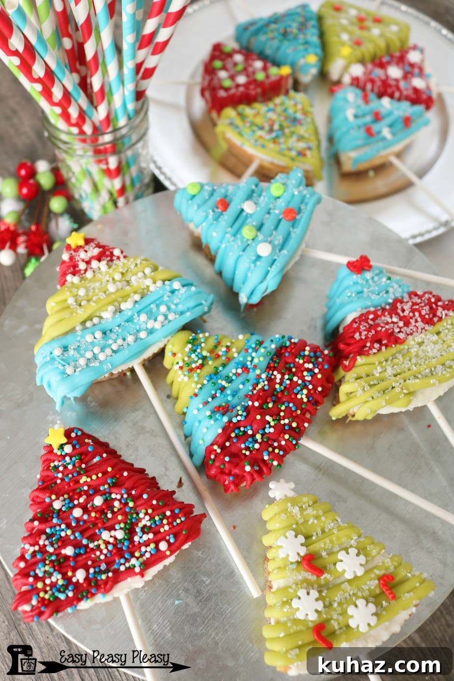 Easy 3 Ingredient Cheesecake Christmas Trees at easypeasypleasy.com