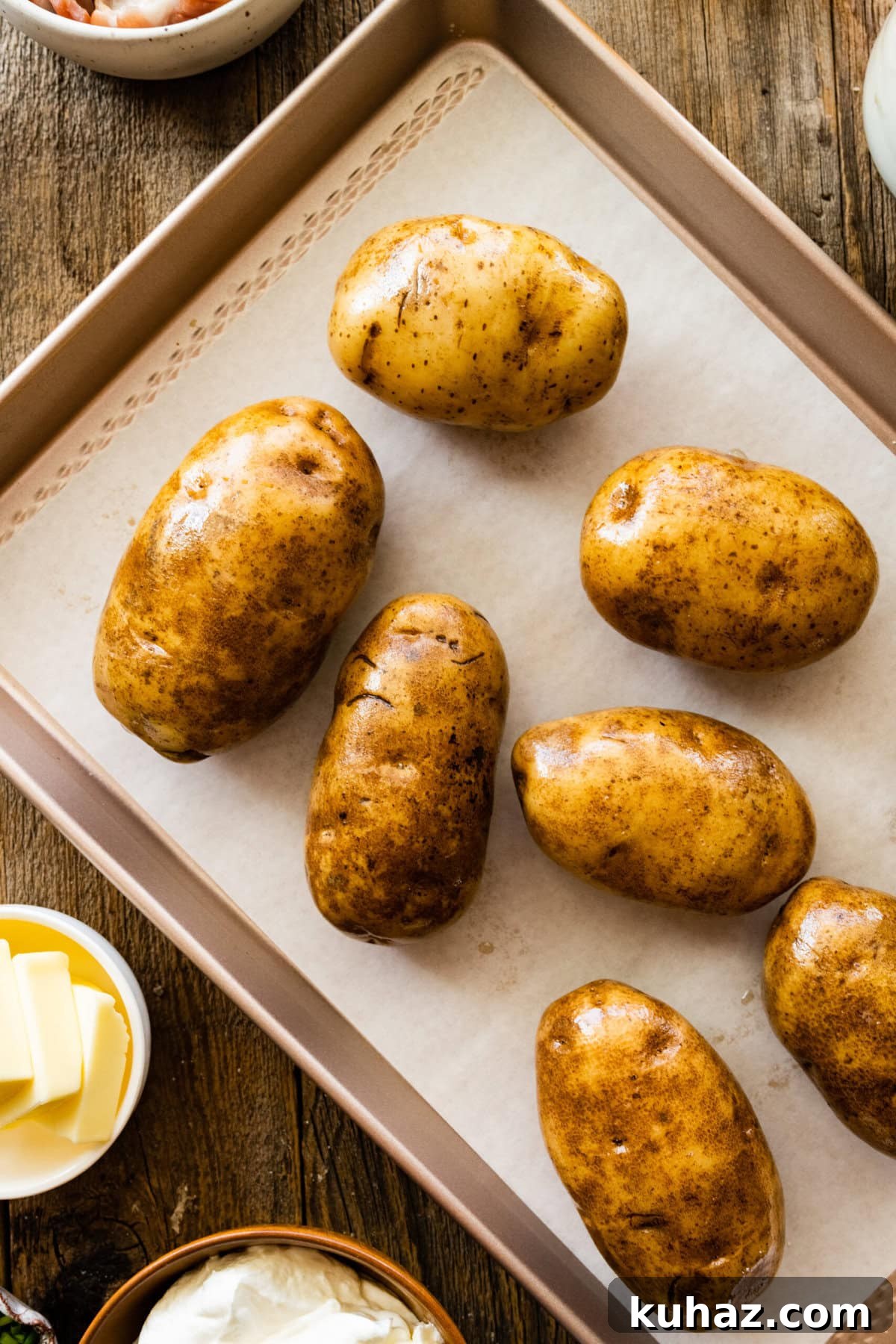 Outback Steakhouse Baked Potato Soup Copycat Recipe 7 How to make Best Outback Baked Potato Soup Copycat Recipe - bake the potatoes in the oven. Rub them with oil before baking.
