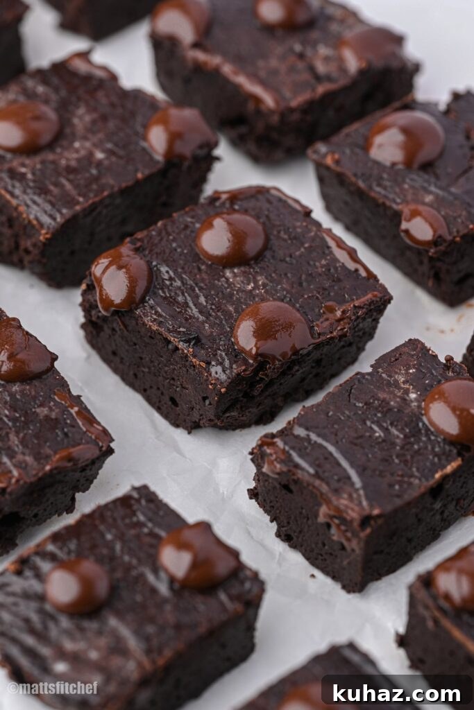 Fudgy Flourless Greek Yogurt Brownies 3 Healthy Greek yogurt brownies with no flour