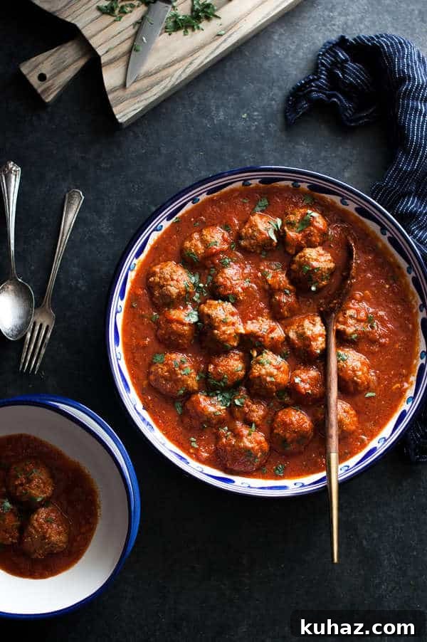 slow cooker spaghetti sauce with meatballs